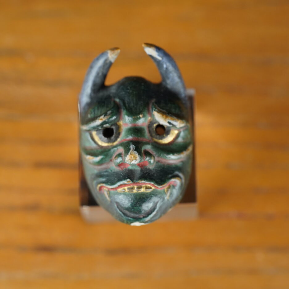 Netsuke japon masque démon japonais hannya en bois