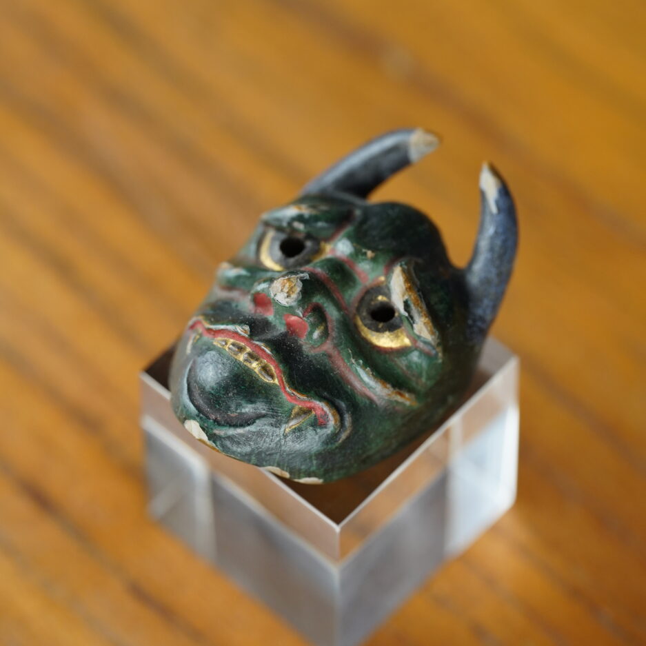 Netsuke japon masque démon japonais hannya en bois