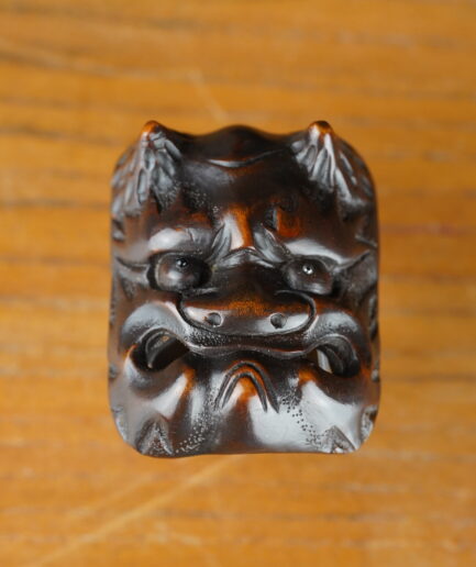 Netsuke japonais masque Oni par Hojitsu Meikeisai