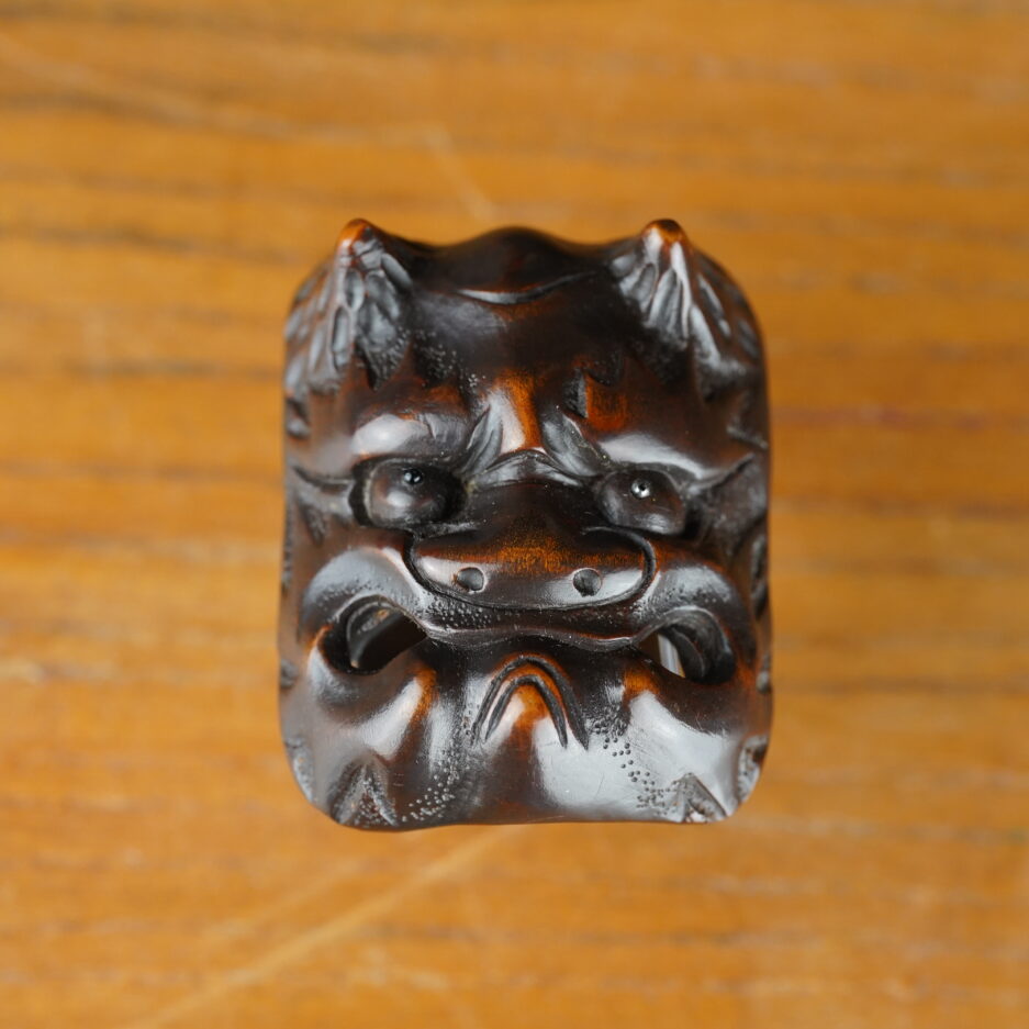 Netsuke japonais masque Oni par Hojitsu Meikeisai