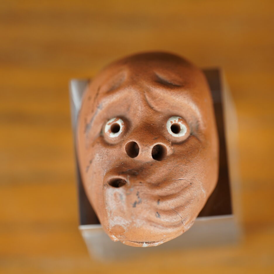 Netsuke japon masque hyottoko en céramique